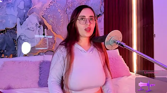 centaurigirl online show from 10/25/25, 02:55