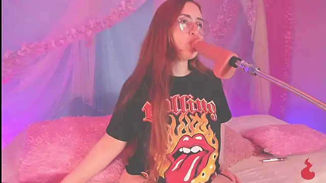 centaurigirl online show from 05/17/26, 05:18