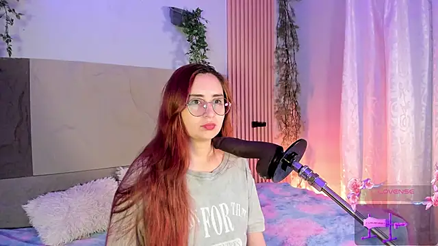 centaurigirl online show from 03/19/26, 12:10