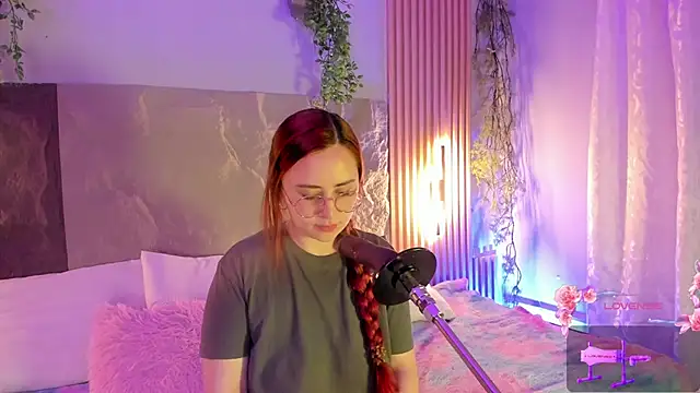 centaurigirl online show from 02/07/26, 05:04