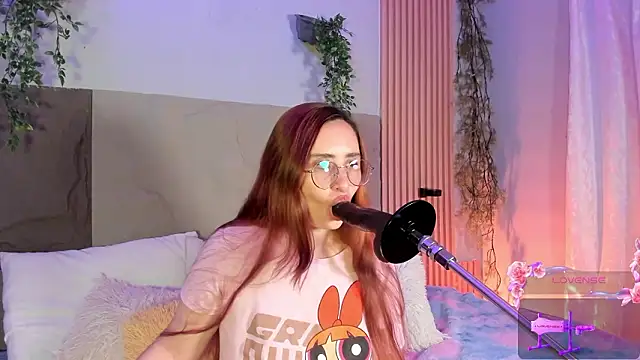 centaurigirl online show from 03/22/26, 04:38