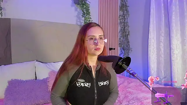 centaurigirl online show from 03/01/26, 05:07