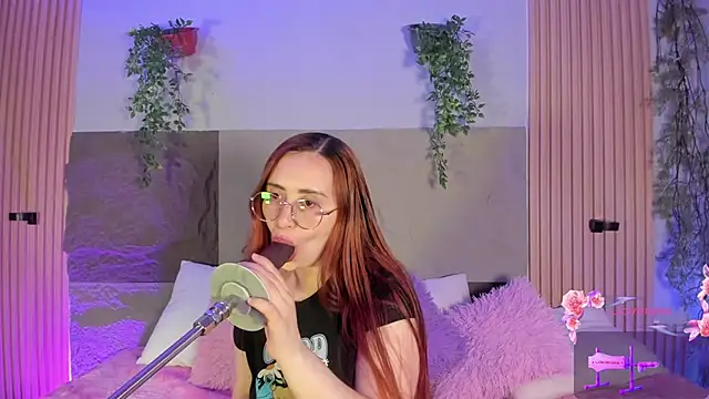 centaurigirl online show from 03/02/26, 03:18