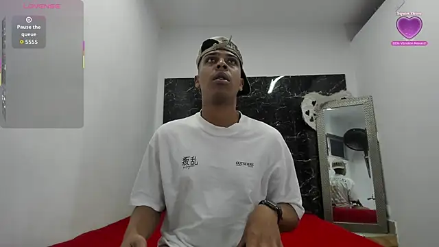 Snapshot of ada-brooke chatting on 11/27/25, 11:43 ada-brooke online show from 11/27/25, 11:43