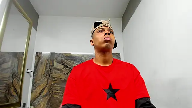 Snapshot of ada-brooke chatting on 09/21/25, 03:33 ada-brooke online show from 09/21/25, 03:33