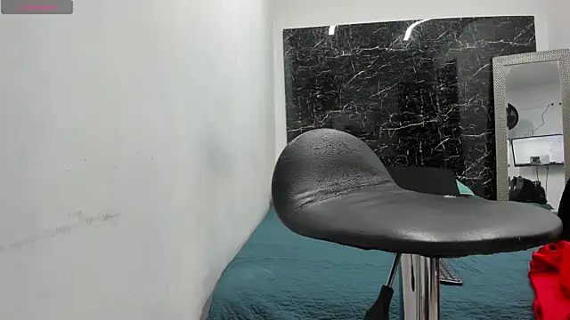 Snapshot of ada-brooke chatting on 10/17/25, 11:23 ada-brooke online show from 10/17/25, 11:23