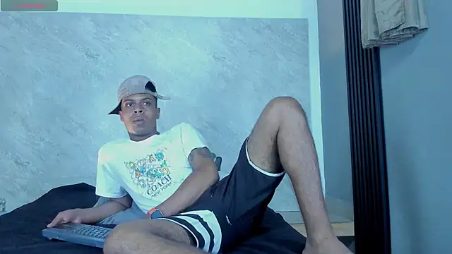 Snapshot of ada-brooke chatting on 03/22/25, 04:24 ada-brooke online show from 03/22/25, 04:24