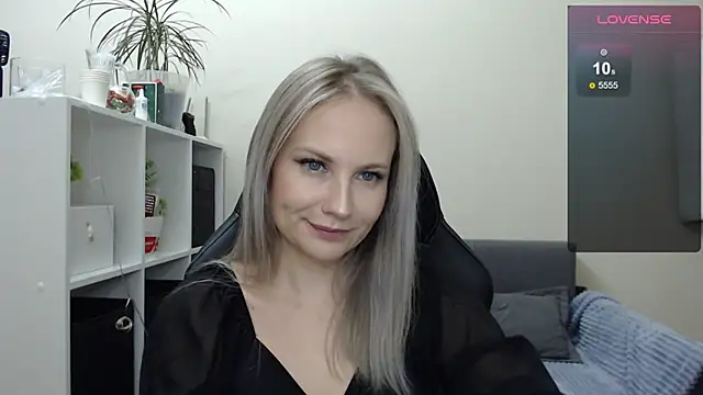 Snapshot of Sunny_bunny6 chatting on 01/30/25, 04:24 Sunny bunny6 online show from 01/30/25, 04:24
