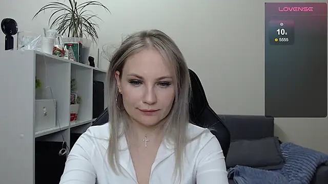 Snapshot of Sunny_bunny6 chatting on 01/26/25, 10:35 Sunny bunny6 online show from 01/26/25, 10:35