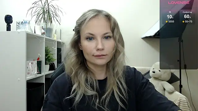 Sunny bunny6 online show from 11/26/25, 04:01