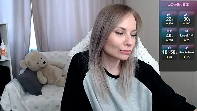 Sunny bunny6 online show from 04/13/26, 02:37