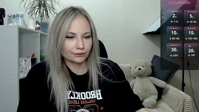 Sunny bunny6 online show from 12/01/25, 04:13