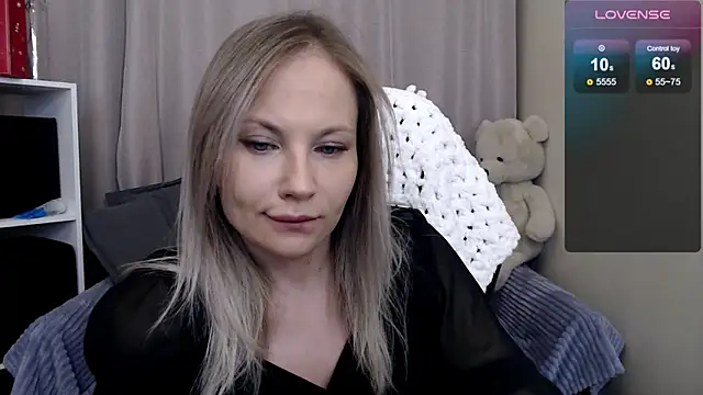 Sunny bunny6 online show from 02/09/26, 07:45