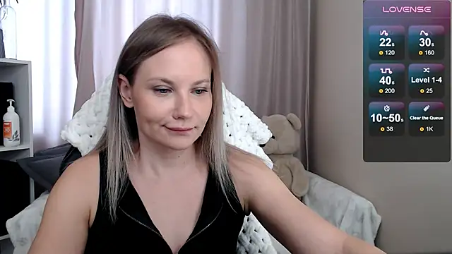 Sunny bunny6 online show from 03/23/26, 07:41