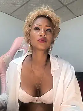 Amaliu  online show from 11/27/25, 07:03