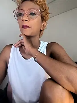 Amaliu  online show from 10/09/25, 03:45