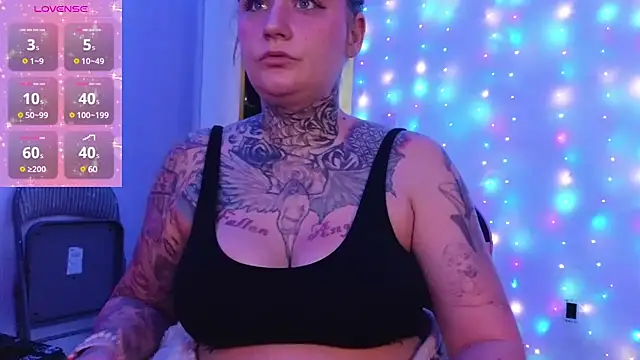 Lisacasandra online show from 02/08/25, 11:44