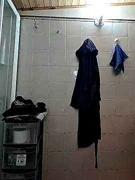 Snapshot of dotato880 chatting on 12/23/24, 05:00 dotato880 online show from 12/23/24, 05:00