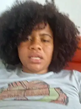 Snapshot of DANIELA_MICHEL chatting on 02/17/25, 08:27 DANIELA MICHEL online show from 02/17/25, 08:27