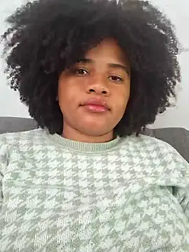 Snapshot of DANIELA_MICHEL chatting on 02/06/25, 07:18 DANIELA MICHEL online show from 02/06/25, 07:18