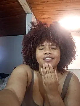 Snapshot of DANIELA_MICHEL chatting on 11/16/25, 04:12 DANIELA MICHEL online show from 11/16/25, 04:12