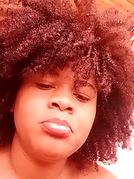 Snapshot of DANIELA_MICHEL chatting on 03/09/25, 02:32 DANIELA MICHEL online show from 03/09/25, 02:32