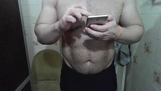 Snapshot of Cauan-t chatting on 12/05/24, 04:28 Cauan-t online show from 12/05/24, 04:28