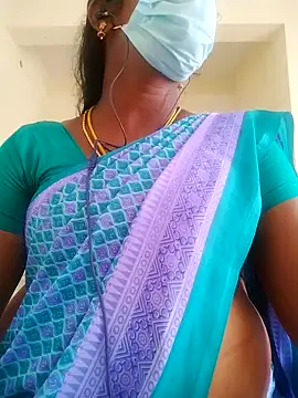 Snapshot of Preethytamilsexy chatting on 06/10/26, 04:46 Preethytamilsexy online show from 06/10/26, 04:46