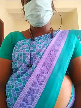 Snapshot of Preethytamilsexy chatting on 06/26/26, 04:29 Preethytamilsexy online show from 06/26/26, 04:29
