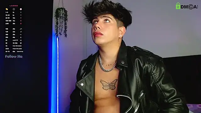 LyleBennett  online show from 10/02/25, 01:14