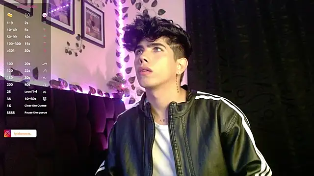 LyleBennett  online show from 01/23/25, 10:11