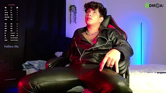 LyleBennett  online show from 10/13/25, 11:34