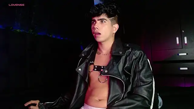 LyleBennett  online show from 01/18/25, 10:17