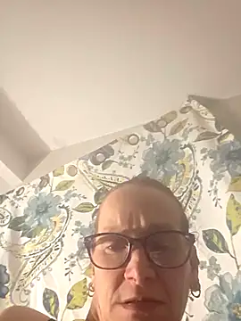 Kbook online show from 12/21/25, 07:21