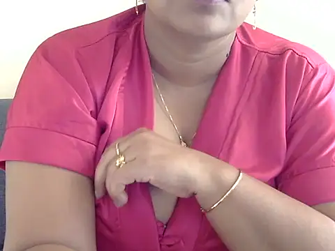 Riya riyaa online show from 11/16/25, 01:43