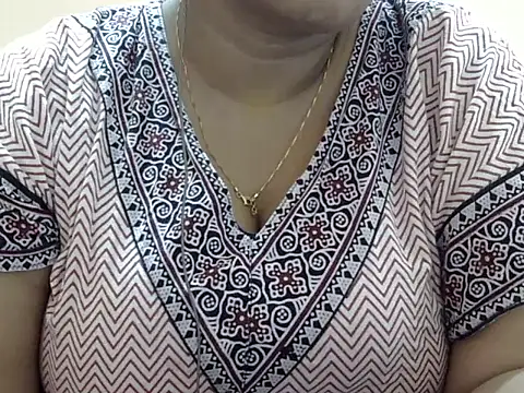 Riya riyaa online show from 11/06/25, 09:46