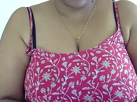 Riya riyaa online show from 11/08/25, 02:37