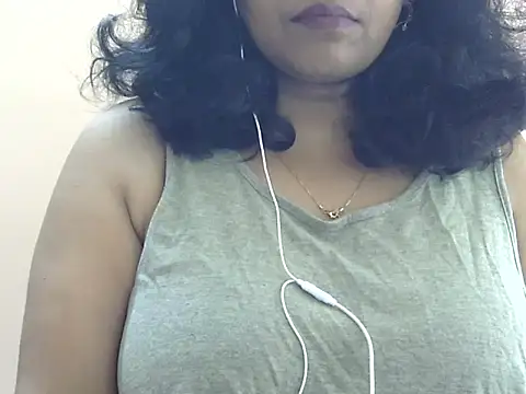 Snapshot of Riya_riyaa chatting on 02/01/25, 06:54 Riya riyaa online show from 02/01/25, 06:54