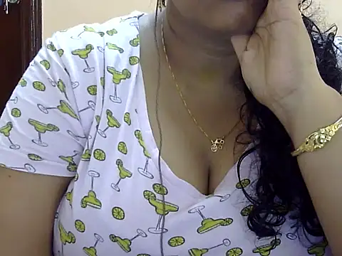 Snapshot of Riya_riyaa chatting on 09/14/25, 06:14 Riya riyaa online show from 09/14/25, 06:14