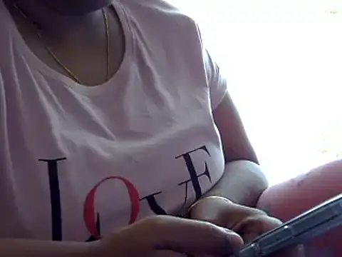 Snapshot of Riya_riyaa chatting on 01/01/25, 02:19 Riya riyaa online show from 01/01/25, 02:19