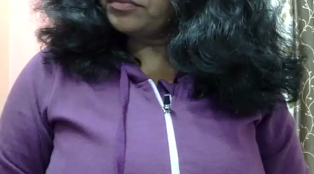 Snapshot of Riya_riyaa chatting on 01/03/25, 05:42 Riya riyaa online show from 01/03/25, 05:42