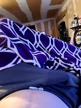 Snapshot of muledick8824 chatting on 10/08/25, 02:40 muledick8824 online show from 10/08/25, 02:40