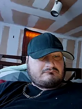 Snapshot of muledick8824 chatting on 10/24/25, 02:38 muledick8824 online show from 10/24/25, 02:38