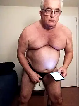 Shoreguy69 online show from 12/04/25, 11:15