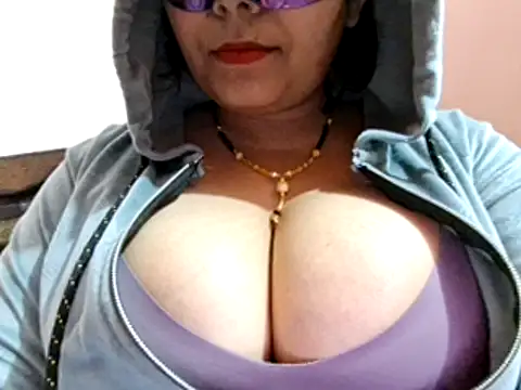 Anjalihotwife online show from 12/27/24, 11:39