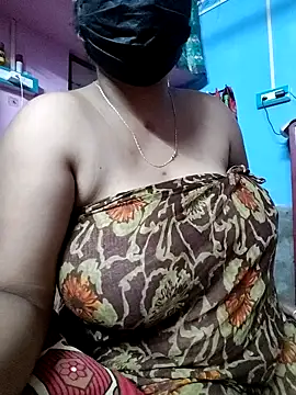 BERRY 00 online show from 04/04/26, 10:33