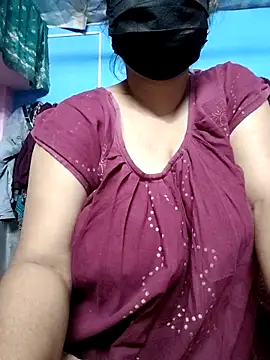 Snapshot of BERRY_00 chatting on 01/05/26, 05:27 BERRY 00 online show from 01/05/26, 05:27