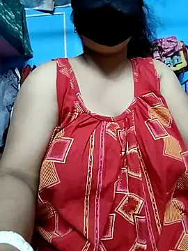 BERRY 00 online show from 10/05/25, 06:09