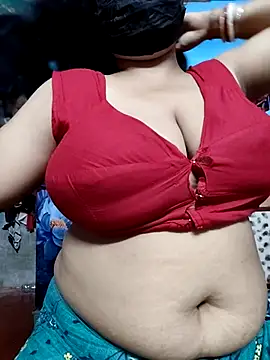 BERRY 00 online show from 10/24/25, 06:18