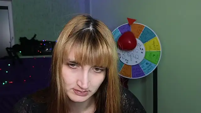 Nika Kitten online show from 03/11/25, 05:46